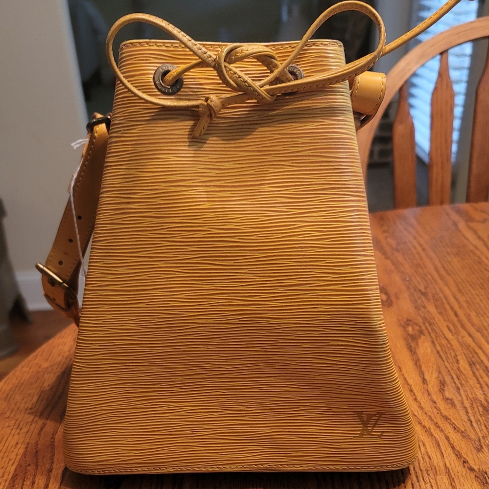 Louis Vuitton Mustard Yellow Purple Neo Noe Epi Leather Bag Purse Handbag